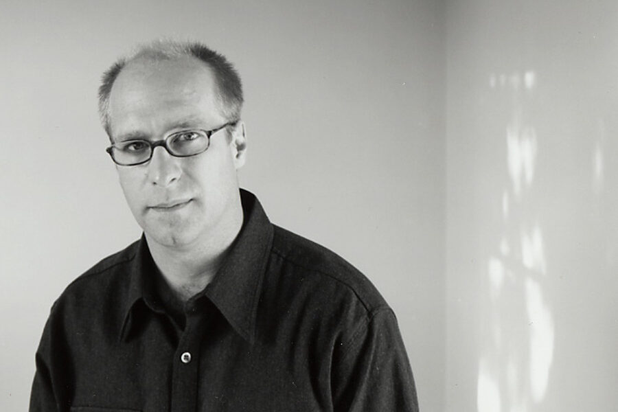 cropped-Todd-Hido-Photo-of-the-artist-Image-via-eyesinprogresscom.jpg